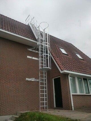 Kooiladder met aluminium dakladder